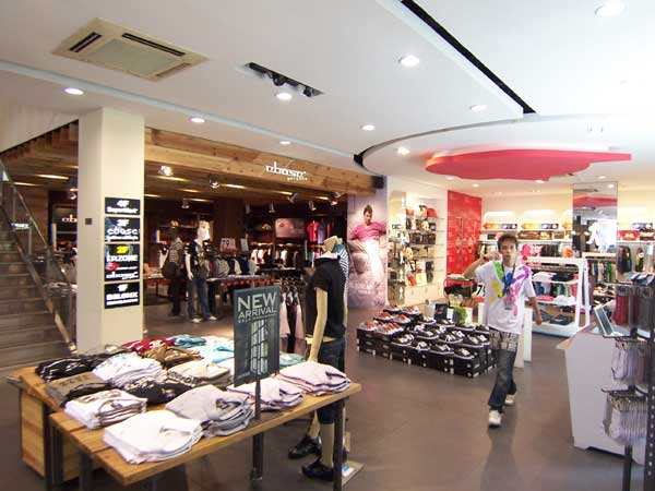 以纯官方网站专卖店：以纯品牌发展故事